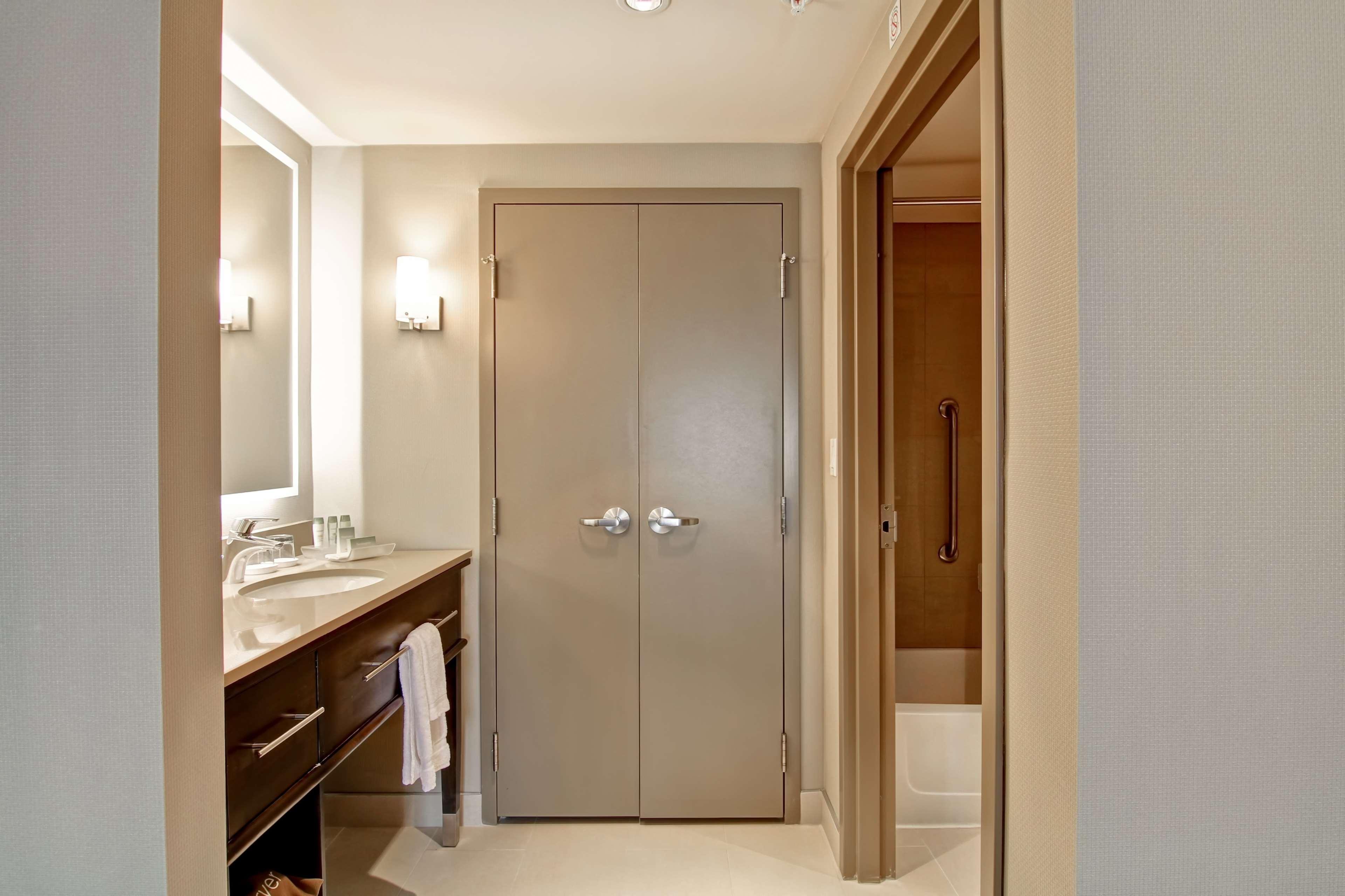 Homewood Suites By Hilton Toronto-Ейджакс Екстериор снимка